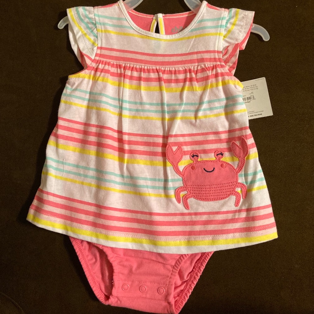 Brand new Carter’s 1 piece outfit size 12 months
